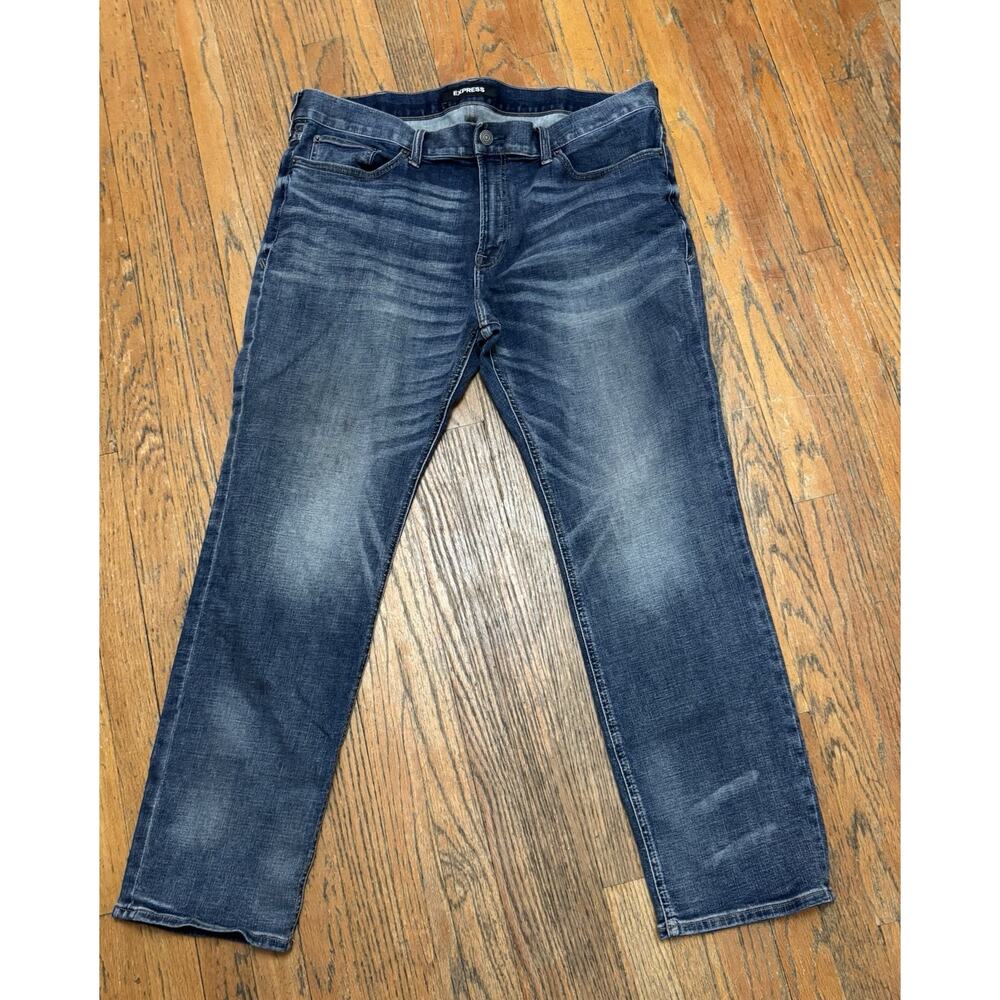 Express Men's Classic Straight Denim Jeans Blue Medium Wash Stretch 5-Pocket